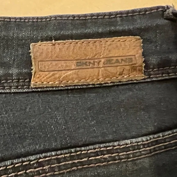 DKNY City Skinny Jeans Dark Wash Indigo Denim 6x 28 - Picture 7 of 7